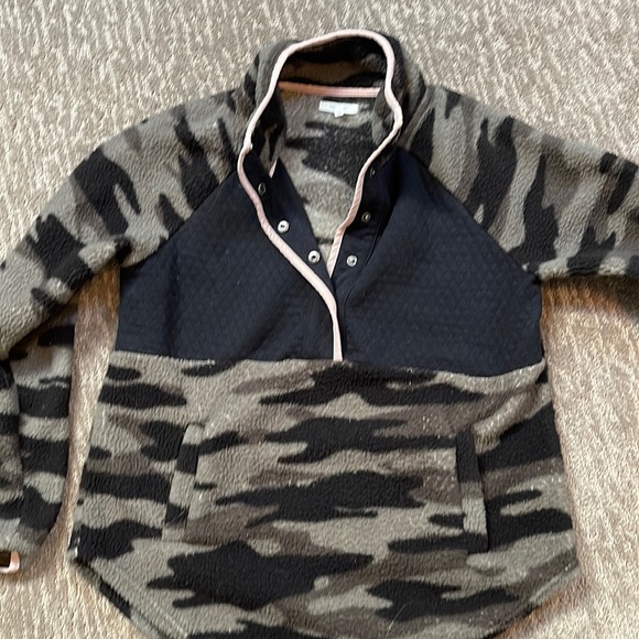 Maurice’s fleece pullover - Picture 1 of 2